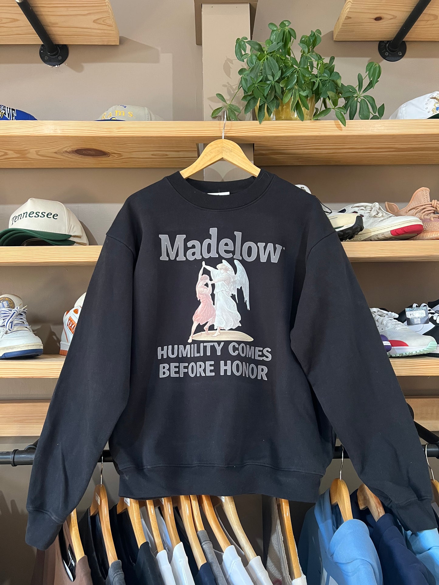 Humble Hoodie/Crewneck