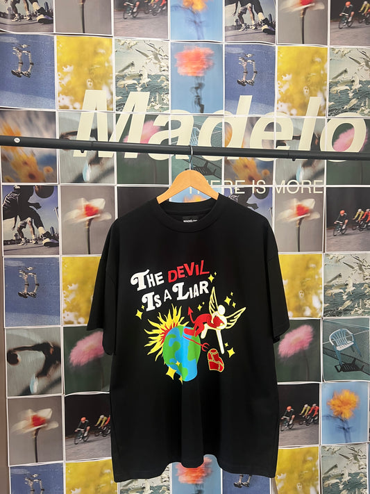 Devil is a liar tee