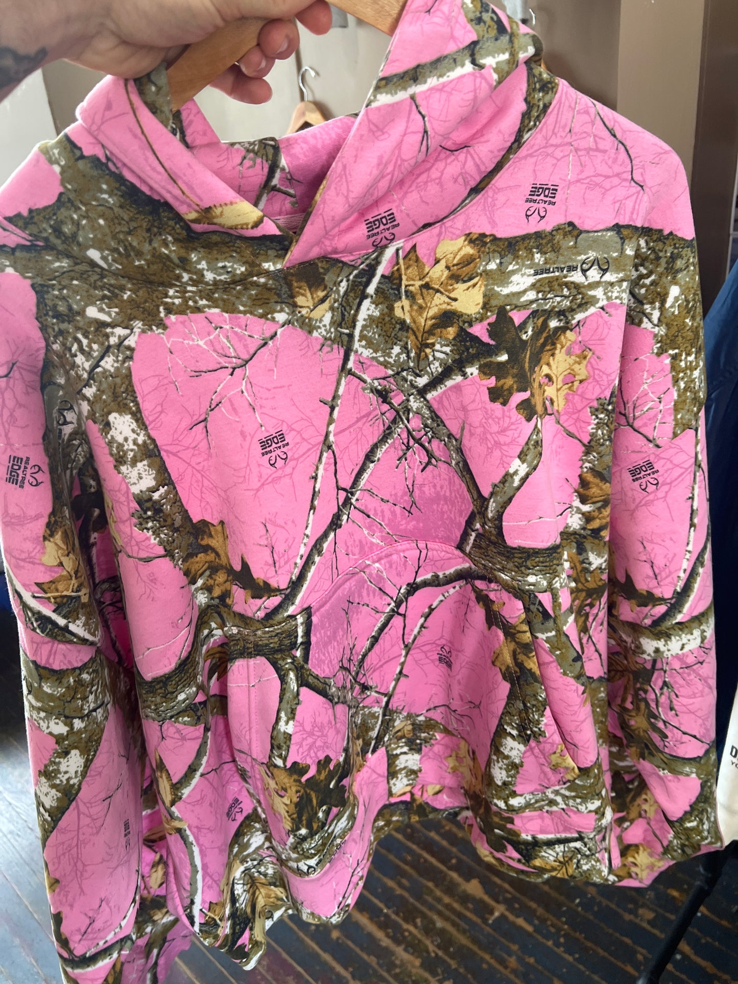 Camo pink medium